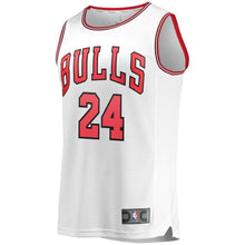 Load image into Gallery viewer, 24 - Men's Fanatics Branded Lauri Markkanen White Chicago Bulls Fast Break Replica Jersey - Association Edition - White
