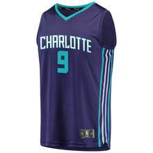 Load image into Gallery viewer, 9 - Men's Fanatics Branded Tony Parker Purple Charlotte Hornets Fast Break Replica Player Jersey - Statement Edition - Purple